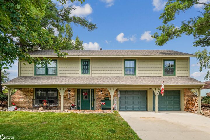 404 Friendly Drive  Marshalltown IA 50158 photo