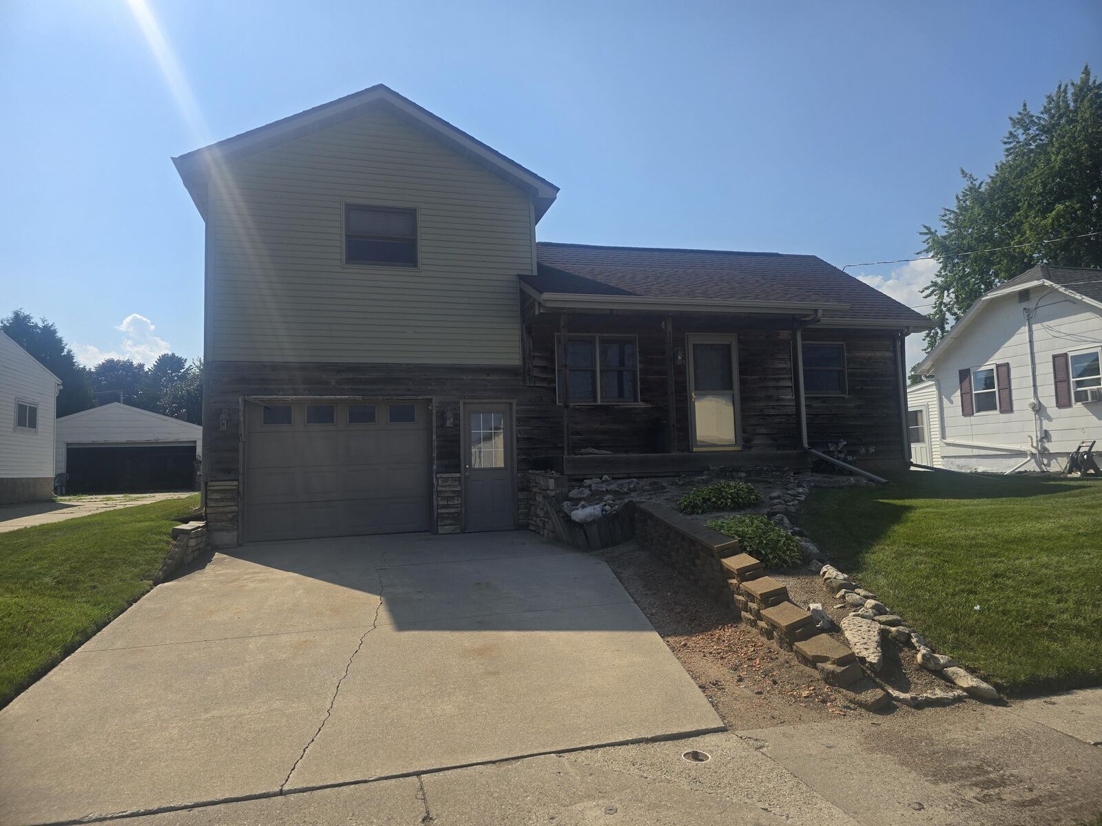 Property Photo: 1410 S 35th St WI 54220