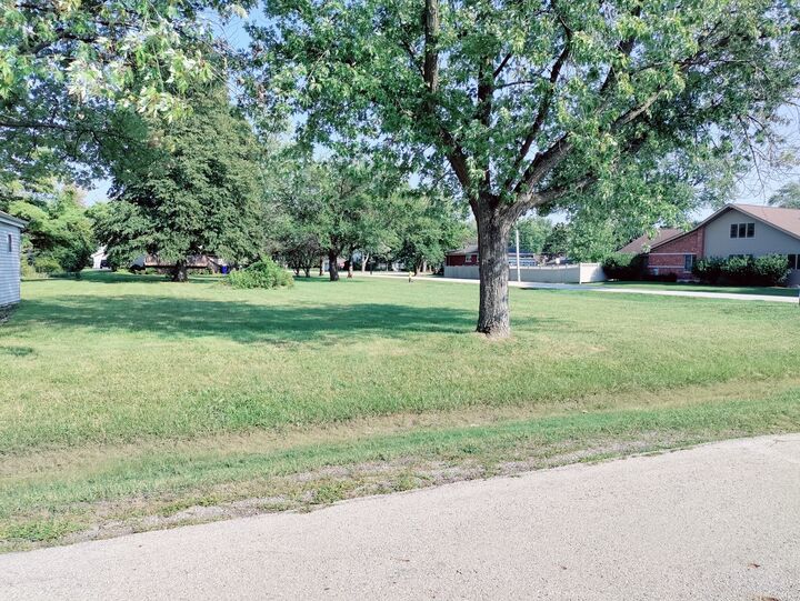 12857 S Austin Avenue  Palos Heights IL 60463 photo
