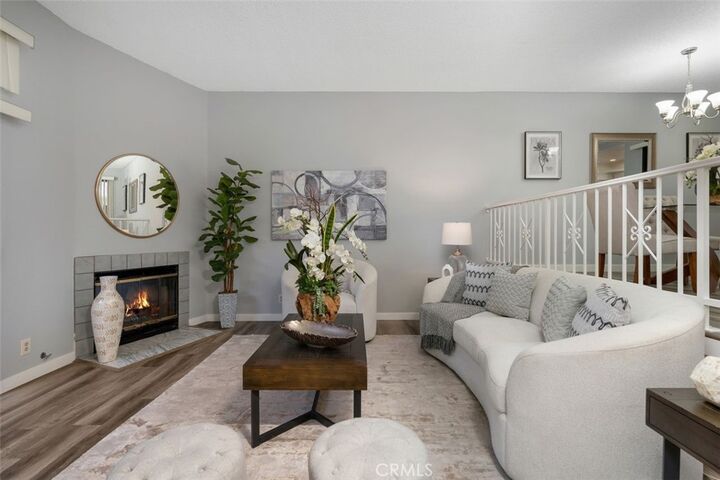 Property Photo:  106 S Sierra Madre Boulevard 5  CA 91107 