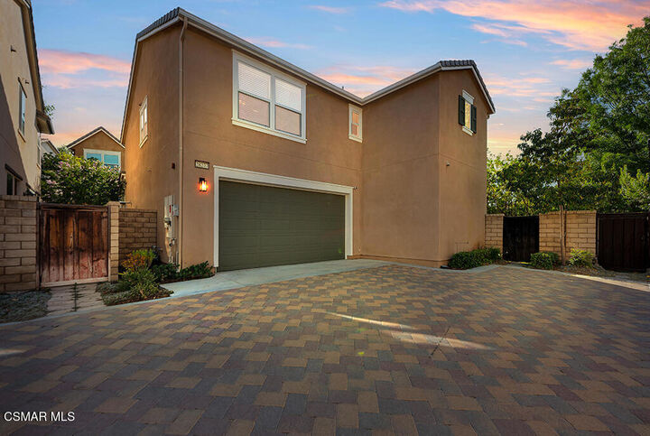 Property Photo: 28277 N Via Sonata Drive CA 91354