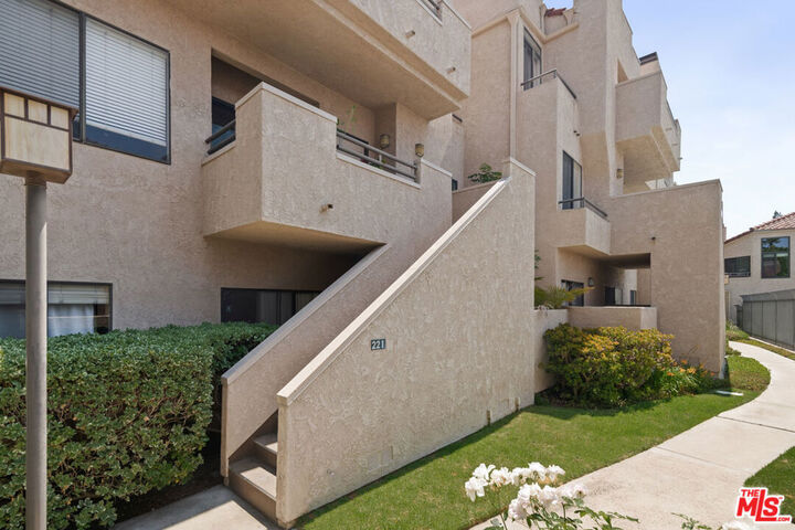Property Photo:  221 McAfee Court  CA 91360 