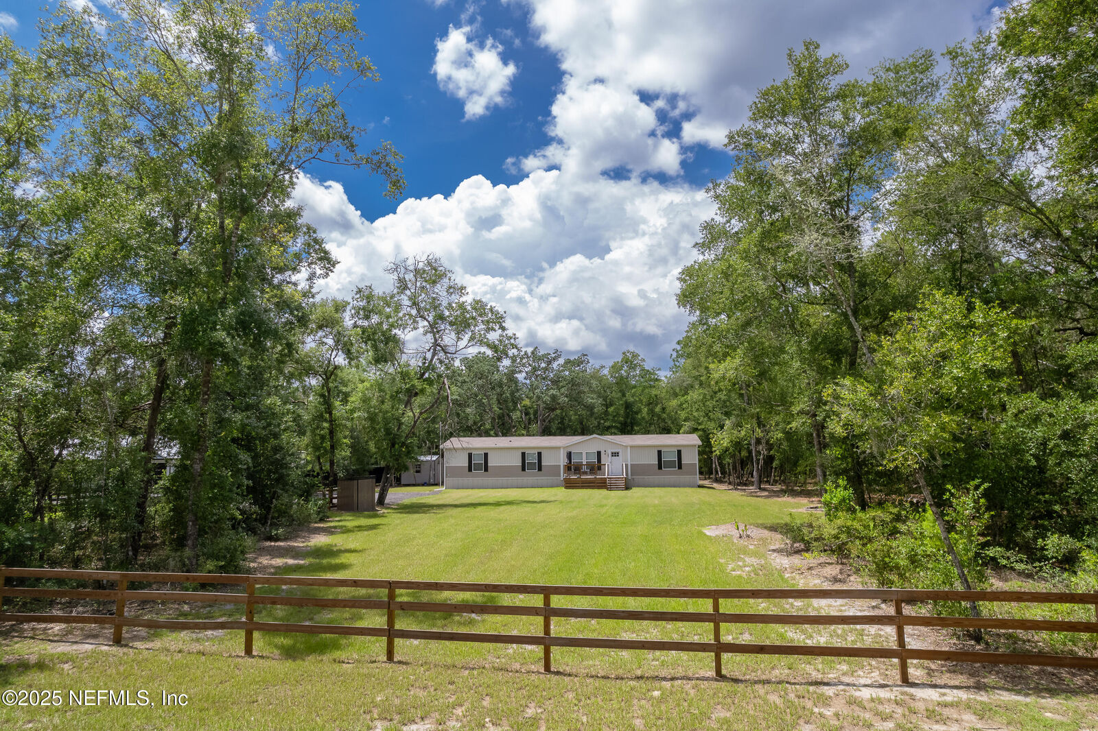 Property Photo:  237 Lake Street  FL 32181 