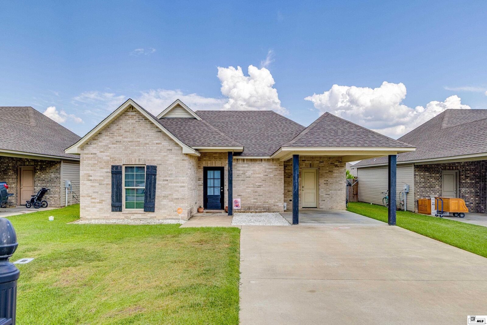 Property Photo:  111 Yellow Pine Drive  LA 71225 