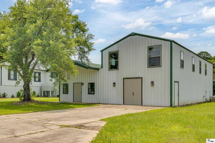 Property Photo:  2116 Bayou Darbonne Drive  LA 71291 