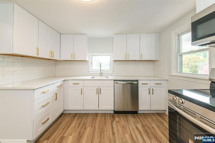 Property Photo: 1 Sisco Lane NJ 07438