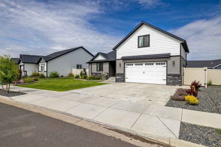 Property Photo:  364 Meadow View Loop  MT 59635 