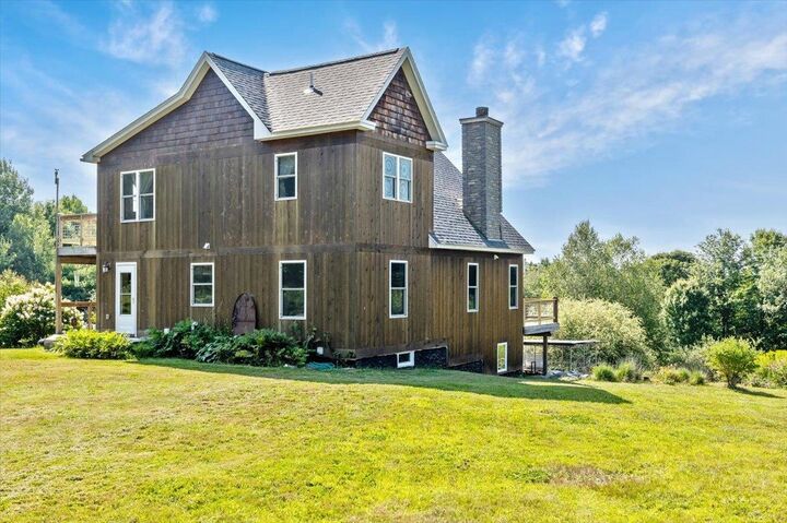 21 Evergreen Lane  Jericho VT 05465 photo