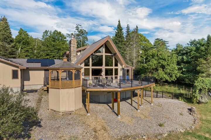 Property Photo:  505 Prospect Street  NH 03235 