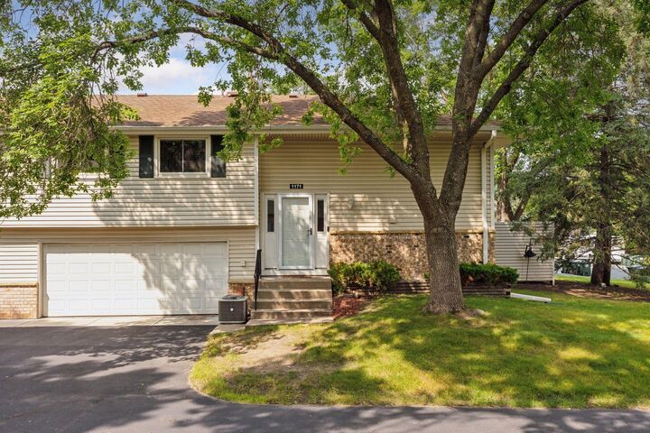 1171 Timbershore Lane  Eagan MN 55123 photo