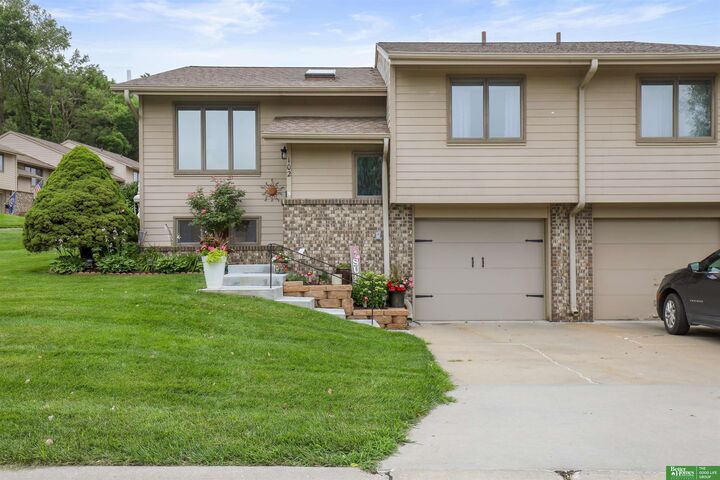 102 Arbor Ridge Lane  Council Bluffs IA 51503 photo