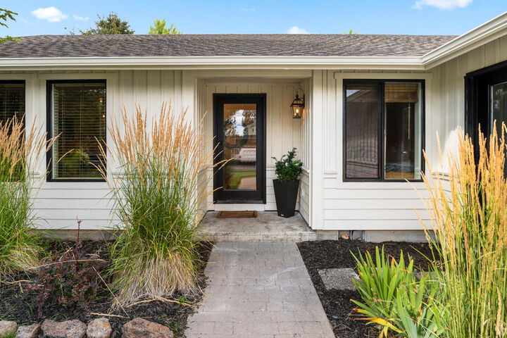 Property Photo:  2974 NW Chardonnay Lane  OR 97703 