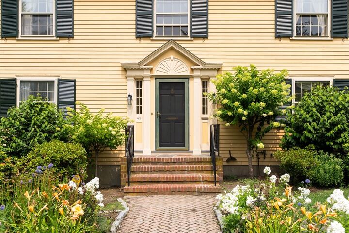 Property Photo:  49 Hastings Rd  MA 02478 