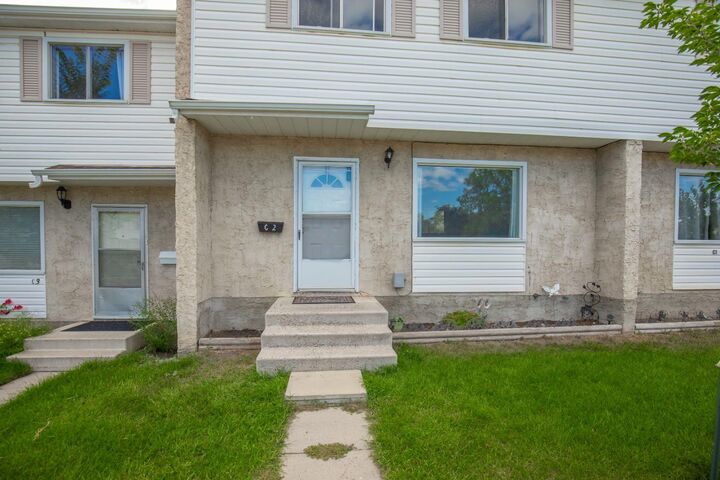 Property Photo: 35 Nash Street C2 AB T4P 1X9