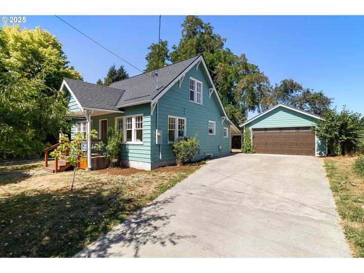 8145 N Olympia St  Portland OR 97203 photo