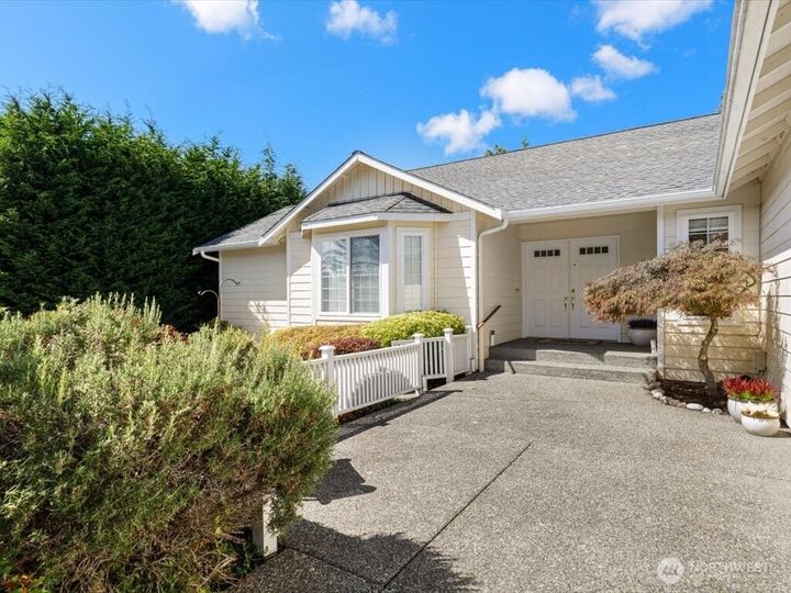 1265  Long Drive  Freeland WA 98249 photo
