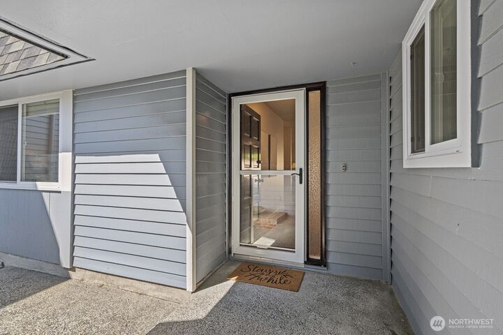 Property Photo: 2507 175th Avenue NE WA 98052