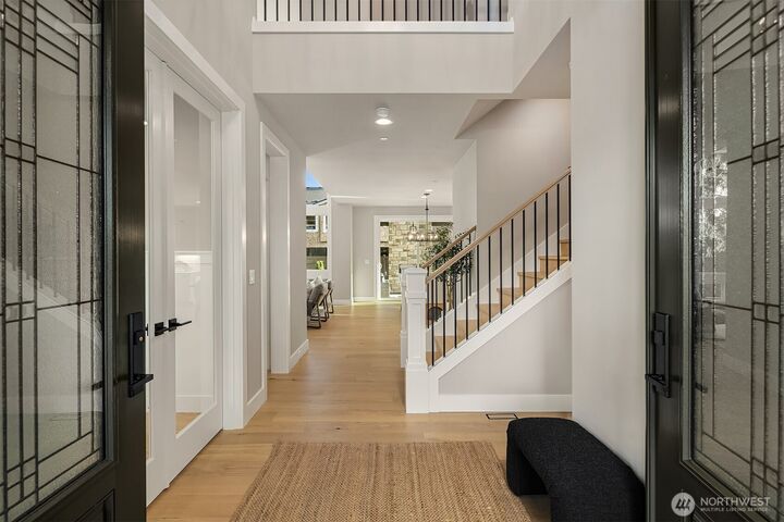 Property Photo:  7316  151st Avenue NE  WA 98052 