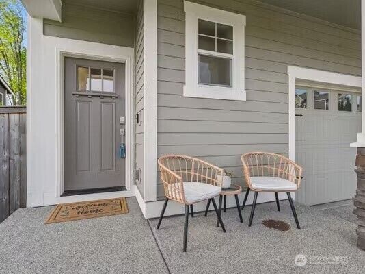 Property Photo:  20438 SE 256th Street  WA 98042 