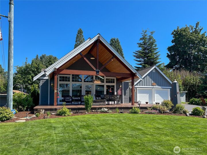 Property Photo:  6968  Birch Bay Dr.  WA 98230 