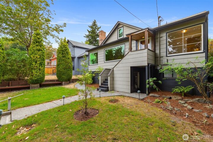 Property Photo: 4224 3rd Avenue NW WA 98107