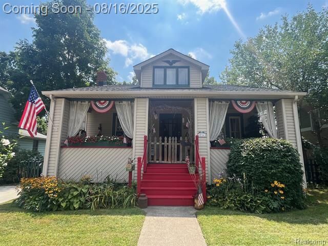 Property Photo: 216 E Flint Street MI 48362
