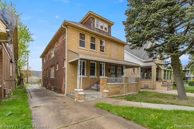 Property Photo: 5527 Chalmers Street MI 48213