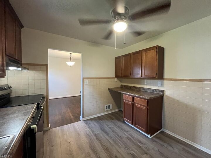 Property Photo: 8209 Wedgewood Dr VA 23518