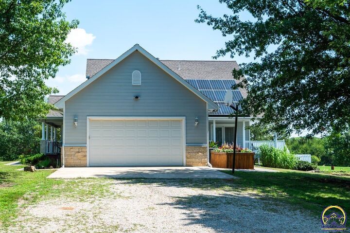 Property Photo:  3827 SE 45th St  KS 66409 