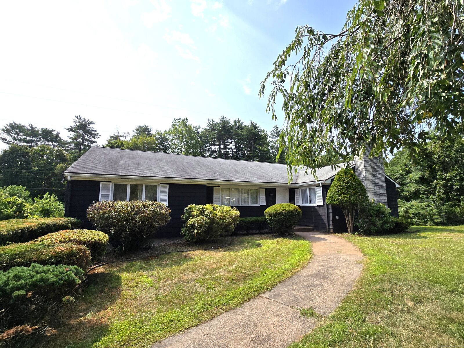 Property Photo:  236 Garry Drive  CT 06052 
