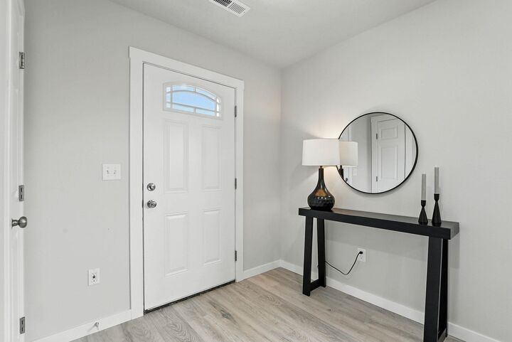 Property Photo: 4720 E Frederick Ave WA 99217