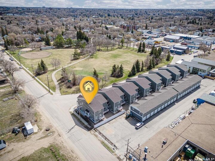Photo de la propriété:  425 L Avenue S  SK S7M 5Y6 