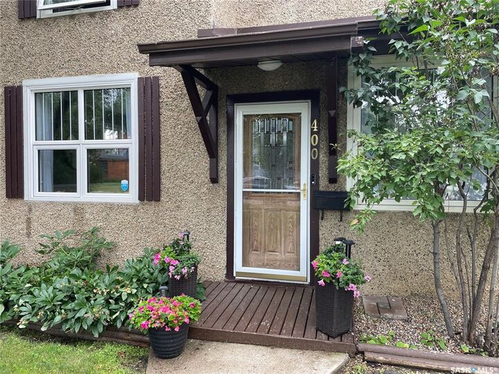 Photo de la propriété:  400 21st Street W  SK S6V 4J4 