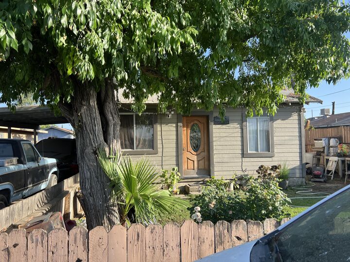 12423 Bond Avenue  Cutler CA 93615 photo