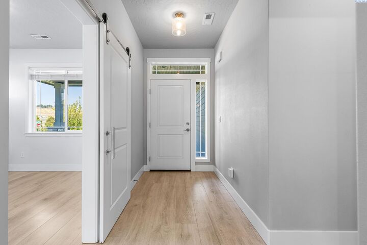 Property Photo:  3318 S Young St.  WA 99338 