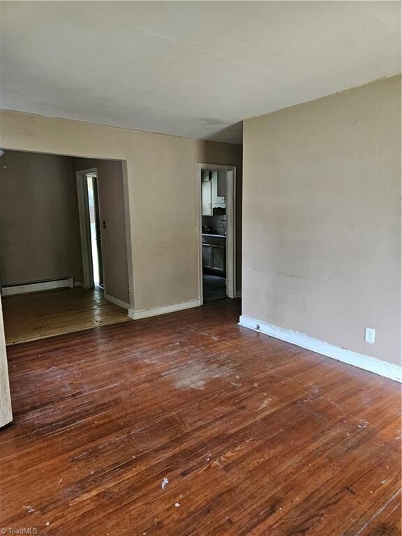 Property Photo:  812 Arlington Street  NC 27260 