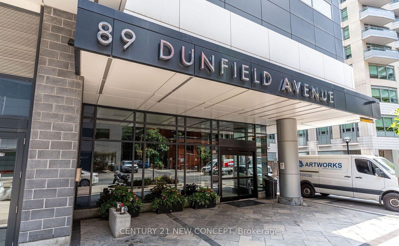 Property Photo: 89 Dunfield Avenue 1409 ON M4S 0A4
