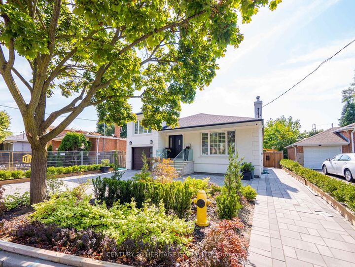 Property Photo:  97 Allingham Gardens S  ON M3H 1X9 