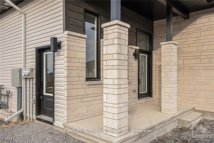 Property Photo:  834B Namur Street  ON K0A 1W0 
