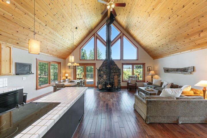 Property Photo: 17768 Stoney Point Place CA 96161