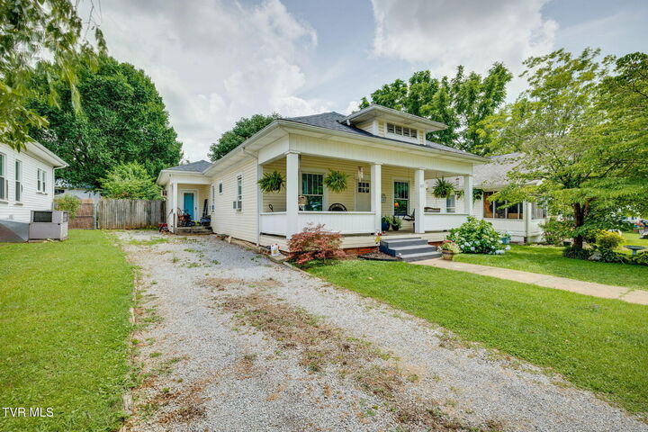 Property Photo:  313 West Holston Avenue  TN 37604 