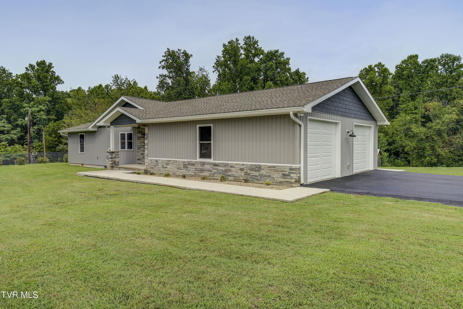 Property Photo:  255 Rock House Road  TN 37601 
