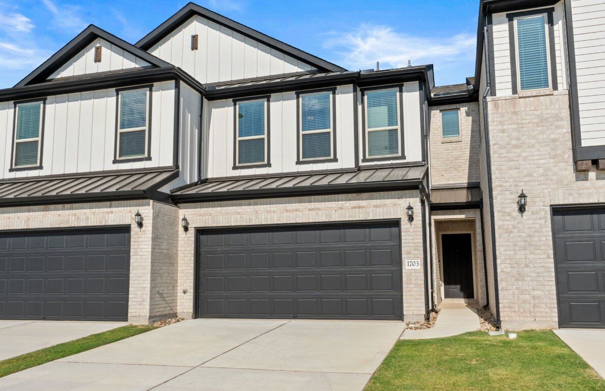 Property Photo: 2725 Woodall Drive 1703 TX 78613
