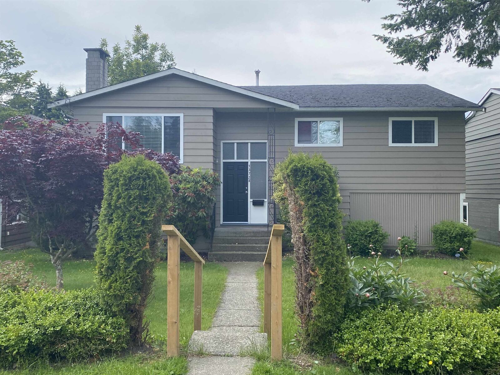 Property Photo:  13728 Blackburn Avenue  BC V4B 3B6 