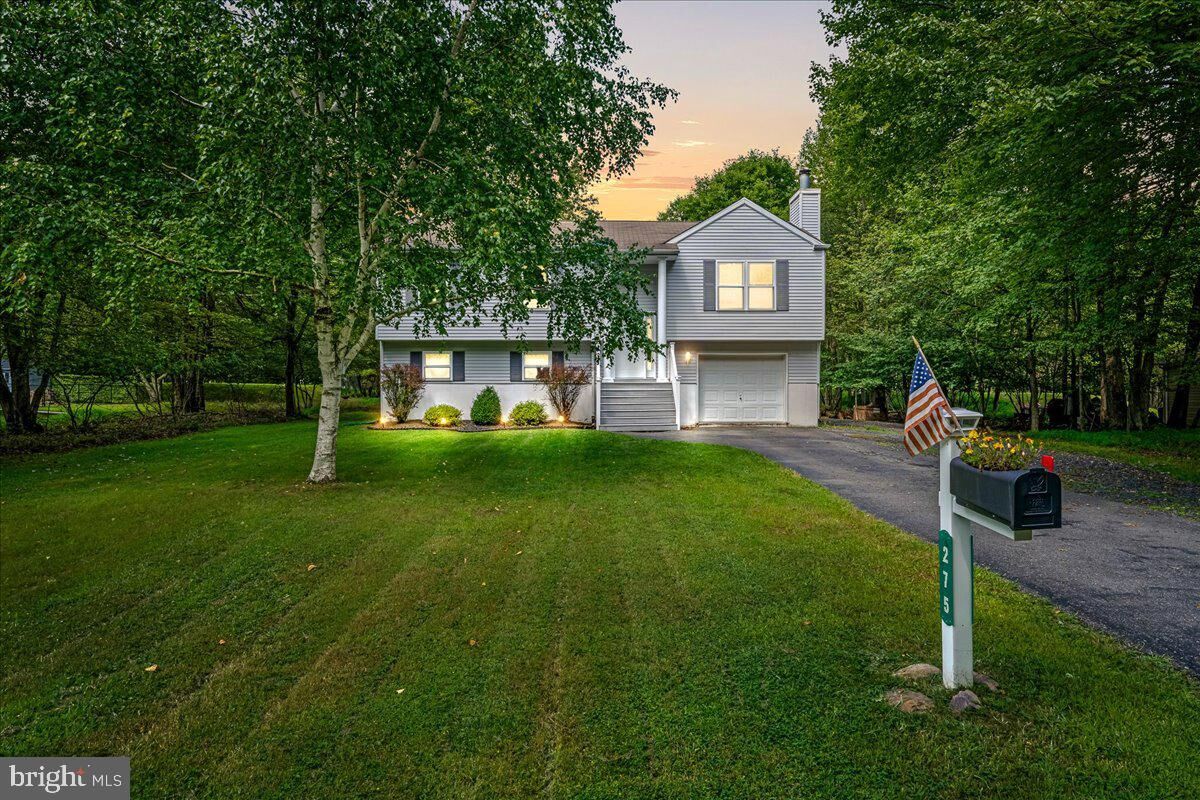 Property Photo:  275 Petrarch Trail  PA 18210 