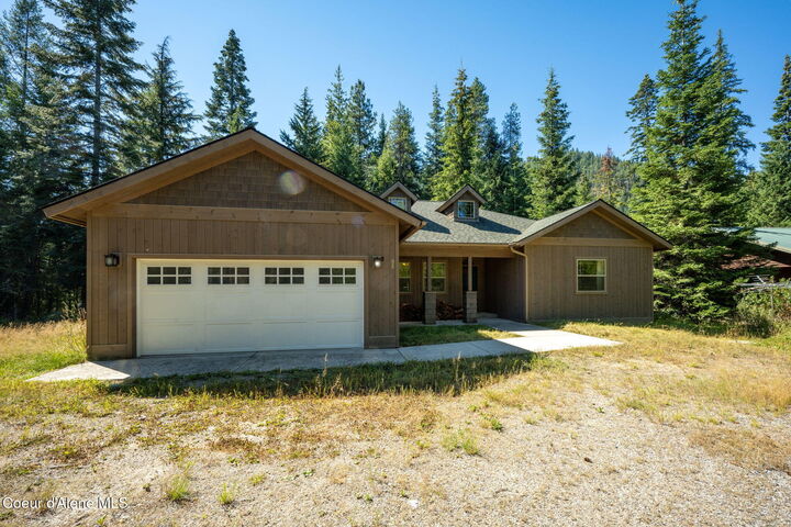 Property Photo:  96 Tracy Ln  ID 83856 