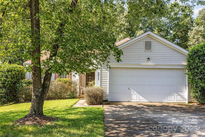 Property Photo:  9011 Foggy Meadow Road  NC 28269 