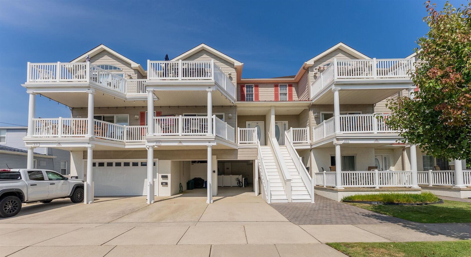 Property Photo: 333 E 16th NJ 08260