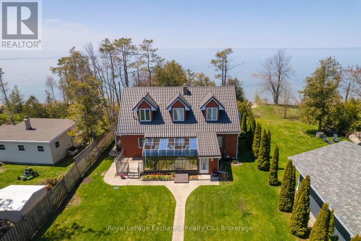 Property Photo: 185 Huron Road ON N2Z 2X3
