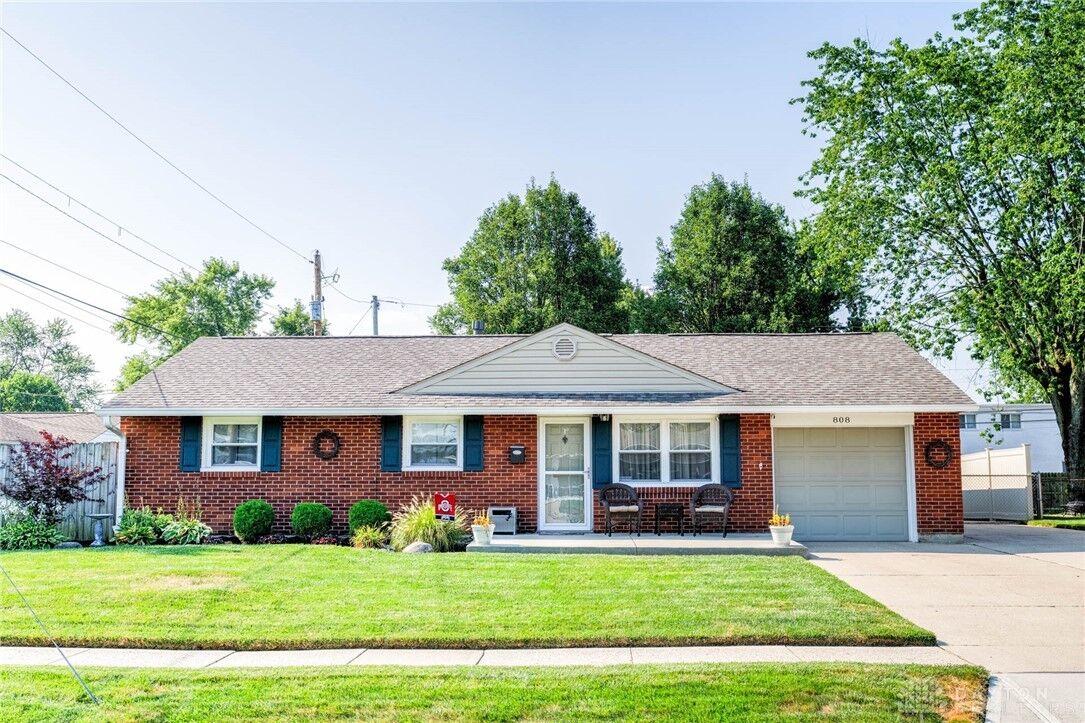 Property Photo: 808 Stewville Drive OH 45377